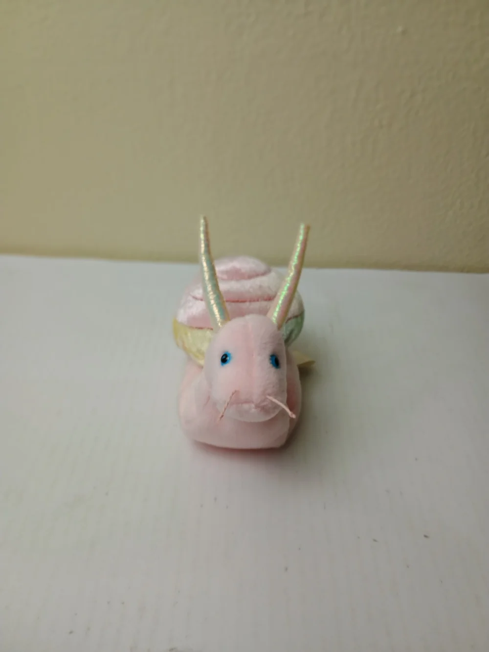 Ty 1999 SwirlyPink Narwhal-Snail Plush with Iridescent Gold Horns and Mint Shell